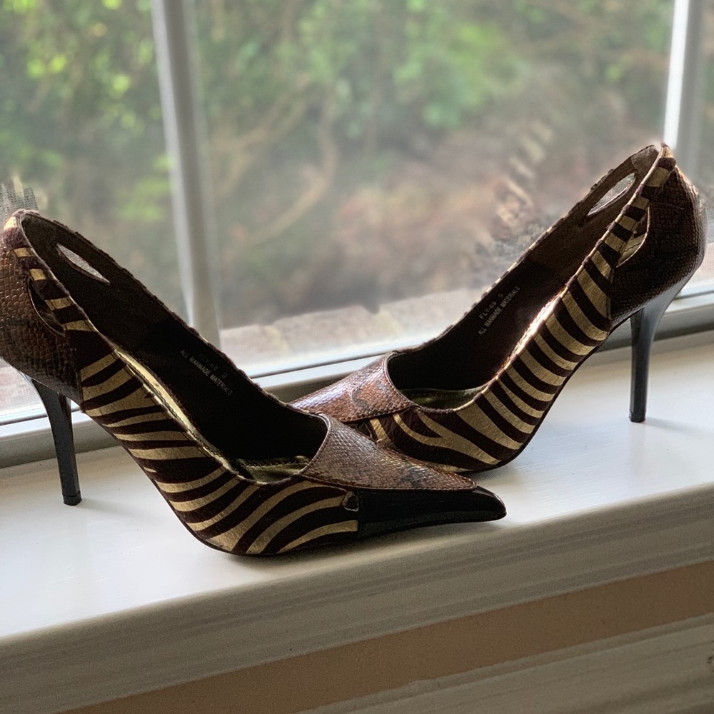Brand new Beautiful zebra pattern heel